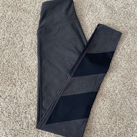 Zella gray black color block Banded athletic workout Leggings size XS - Picture 15 of 15